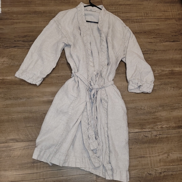 Pottery Barn Women's 100% Linen waffle robe - BEIGE / TAN - Picture 3 of 5